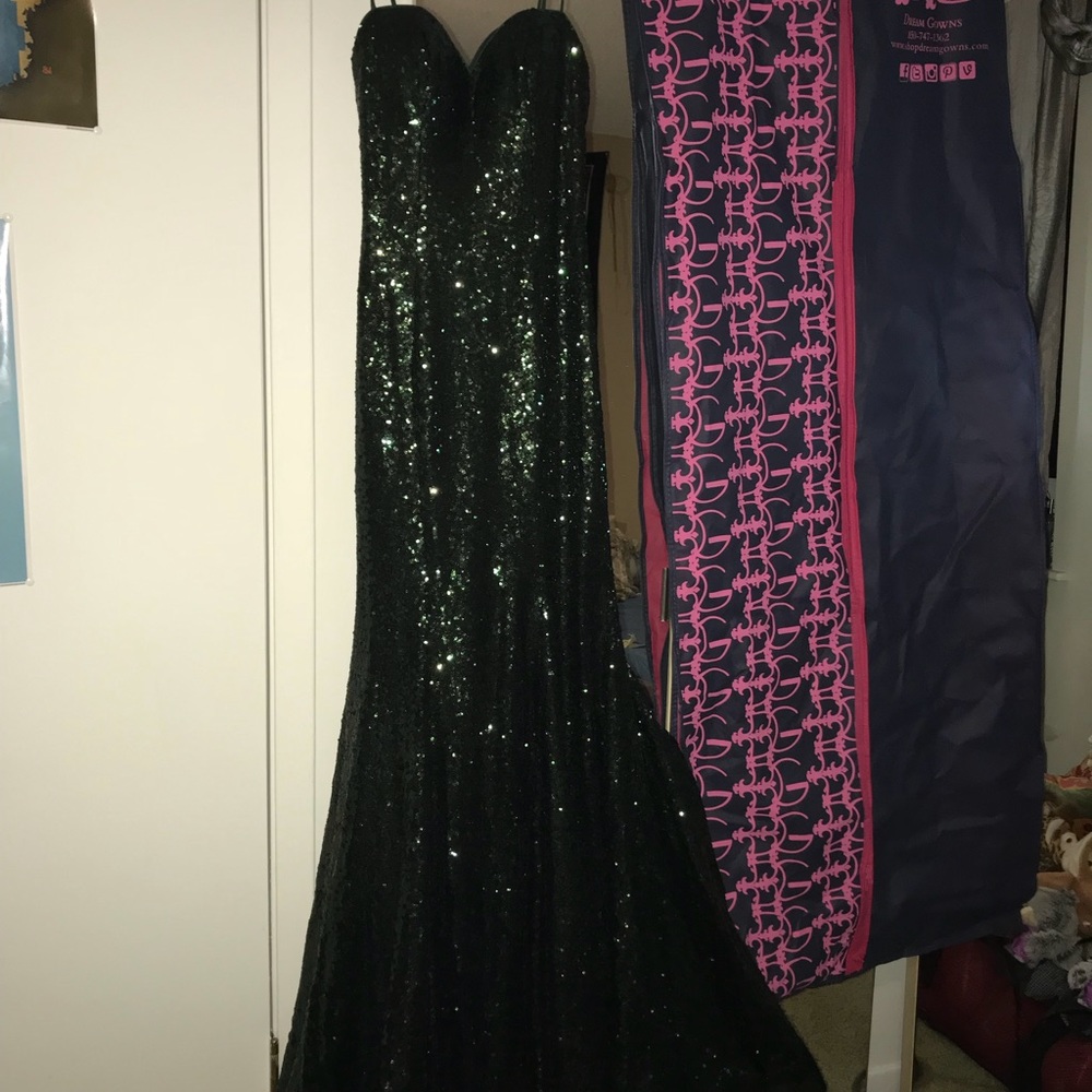 Dark green all sequence prom dress